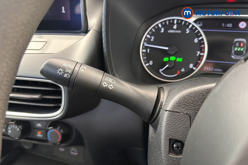 Nissan Juke Acenta Premium Automatic Petrol SUV - Stock Number (1672377) - 5th supplementary image