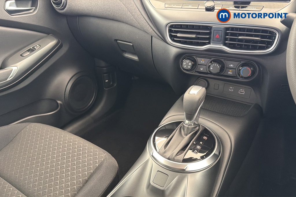 Nissan Juke Acenta Premium Automatic Petrol SUV - Stock Number (1672377) - 15th supplementary image