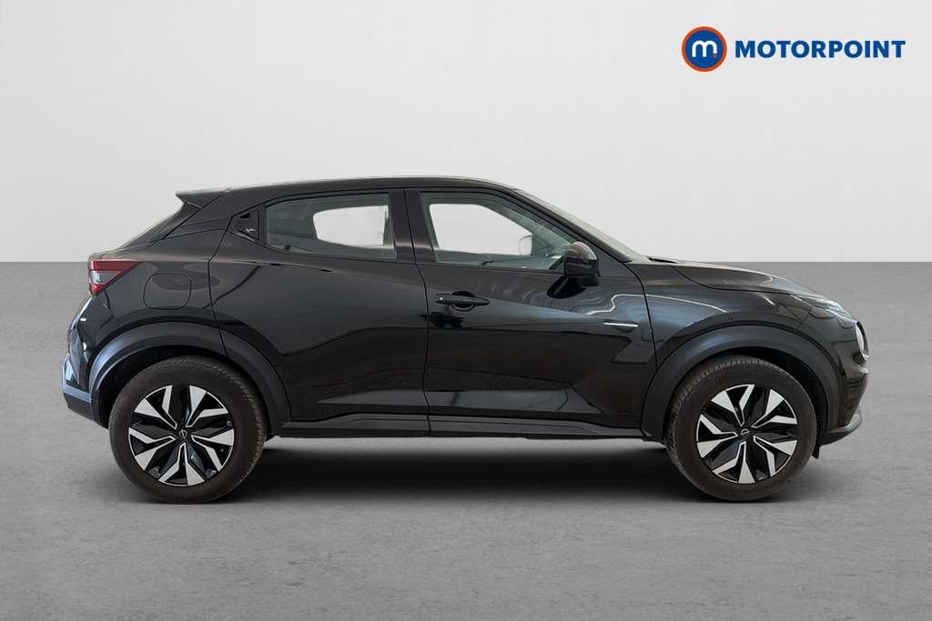 Nissan Juke Acenta Premium Automatic Petrol SUV - Stock Number (1672377) - Passenger side