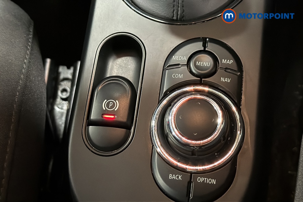 Mini Hatchback Cooper S Level 1 Automatic Electric Hatchback - Stock Number (1672433) - 994th supplementary image