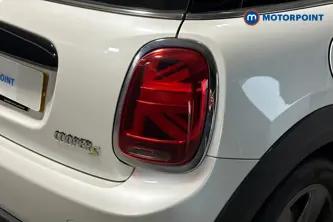 Mini Hatchback Cooper S Level 1 Automatic Electric Hatchback - Stock Number (1672433) - 36th supplementary image