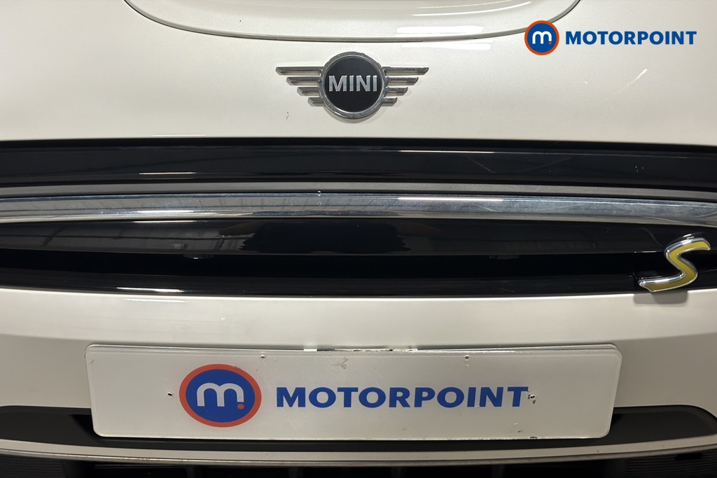 Mini Hatchback Cooper S Level 1 Automatic Electric Hatchback - Stock Number (1672433) - 43rd supplementary image