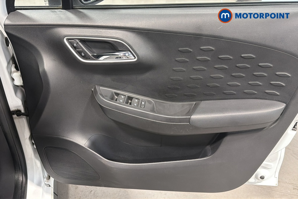 Mg Motor Uk MG3 Excite Manual Petrol Hatchback - Stock Number (1672440) - 18th supplementary image