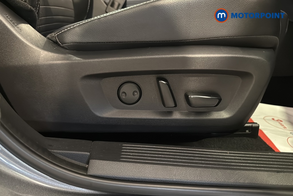 Nissan Qashqai Tekna Automatic Petrol SUV - Stock Number (1672564) - 23rd supplementary image