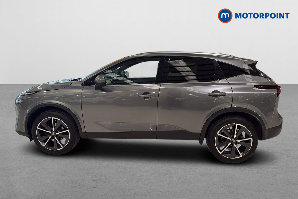 Nissan Qashqai Tekna Automatic Petrol SUV - Stock Number (1672564) - Drivers side