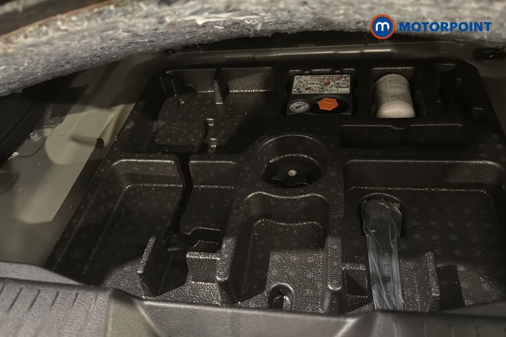 Nissan Qashqai Tekna Automatic Petrol SUV - Stock Number (1672564) - 33rd supplementary image