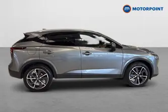 Nissan Qashqai Tekna Automatic Petrol SUV - Stock Number (1672564) - Passenger side