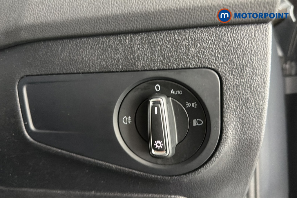 Volkswagen Tiguan Life Manual Petrol SUV - Stock Number (1672633) - 11th supplementary image