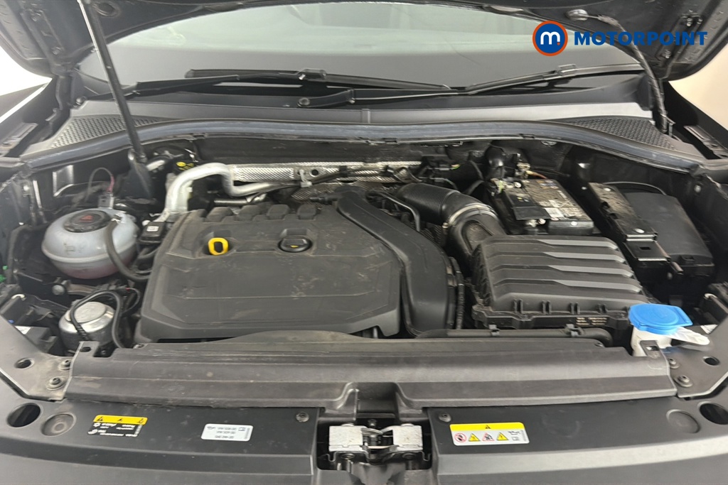 Volkswagen Tiguan Life Manual Petrol SUV - Stock Number (1672633) - 48th supplementary image