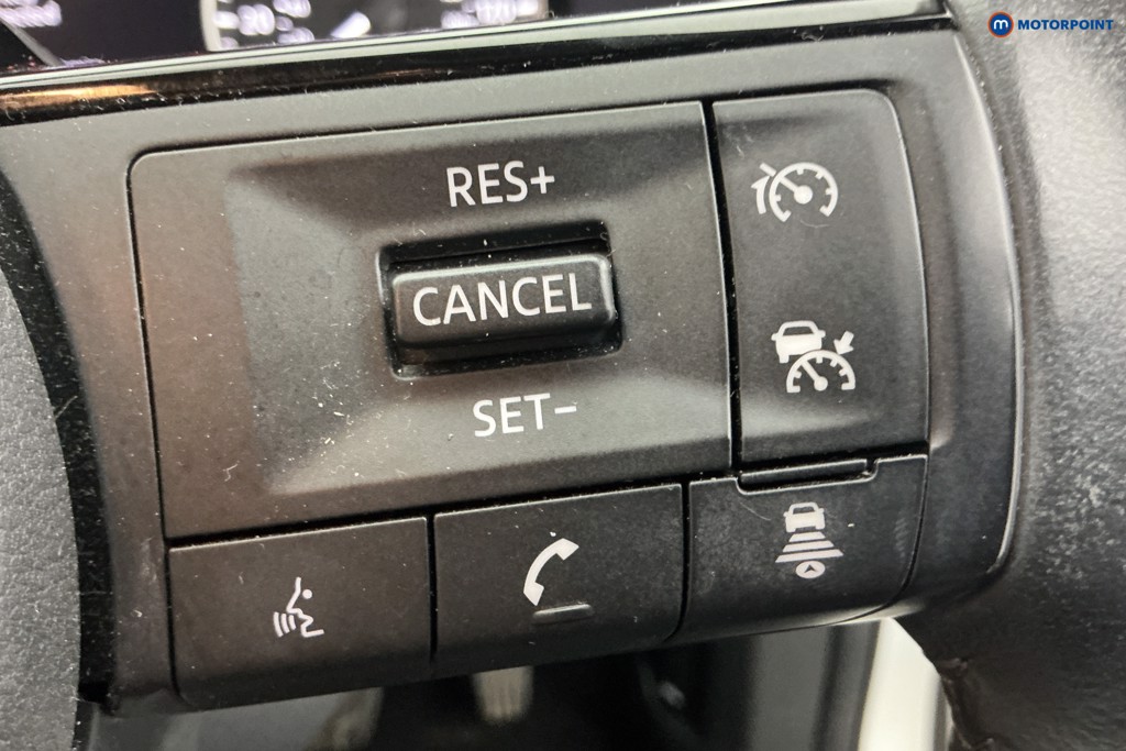Nissan X-Trail Acenta Premium Automatic Petrol-Electric Hybrid SUV - Stock Number (1672656) - 20th supplementary image