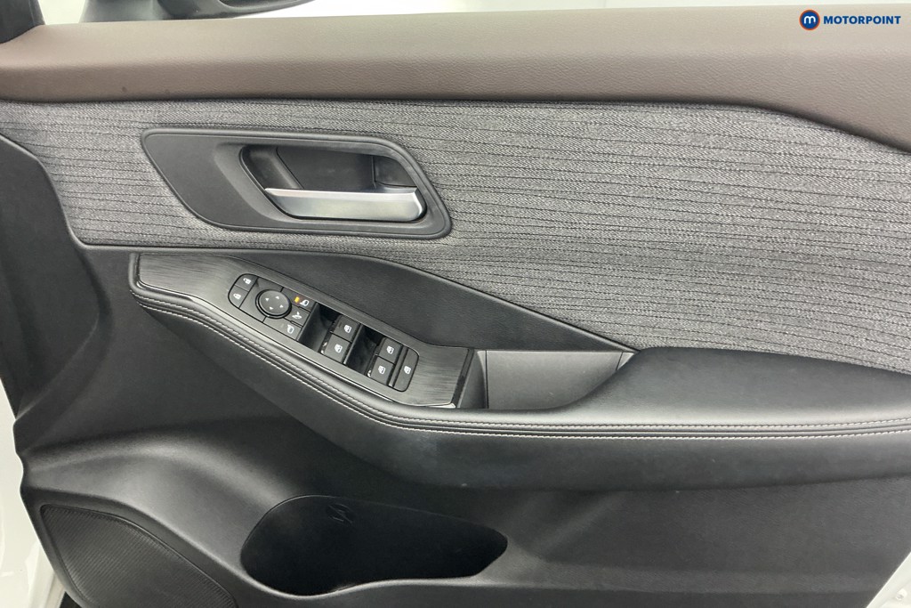 Nissan X-Trail Acenta Premium Automatic Petrol-Electric Hybrid SUV - Stock Number (1672656) - 23rd supplementary image