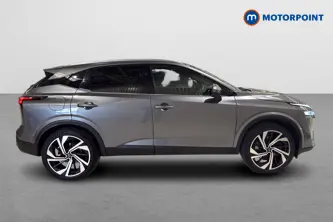 Nissan Qashqai Tekna-Plus Automatic Petrol-Electric Hybrid SUV - Stock Number (1673509) - Passenger side