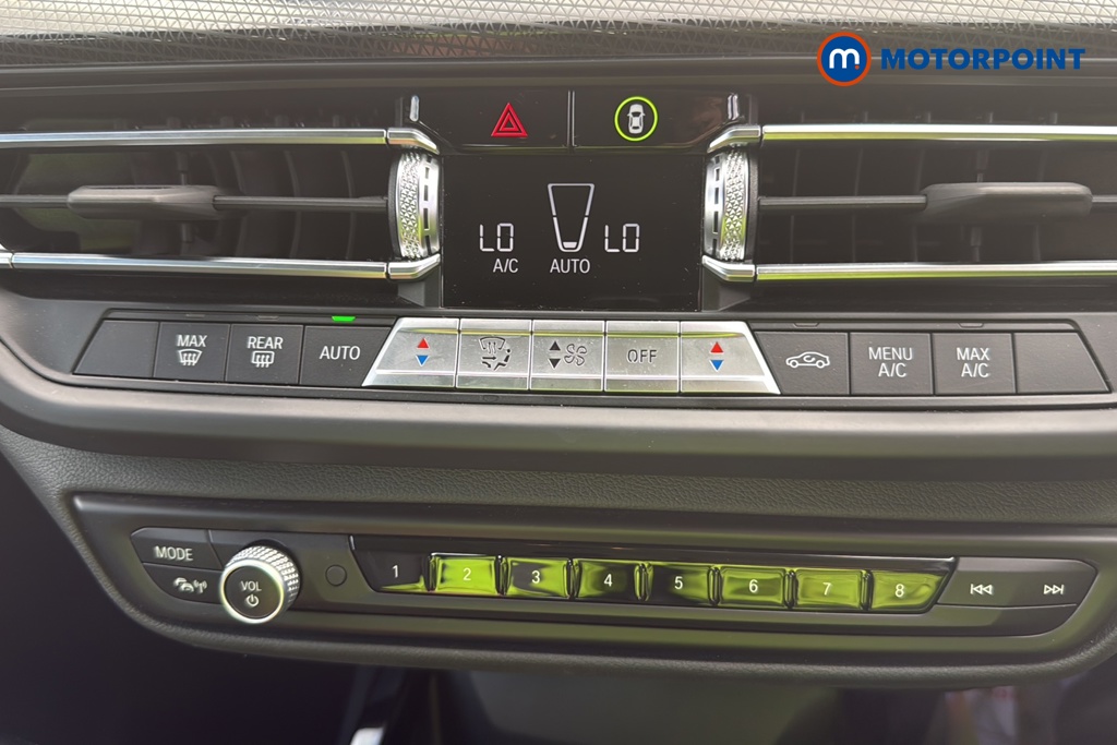 BMW 2 Series Sport Manual Petrol Saloon - Stock Number (1673732) - 12th supplementary image