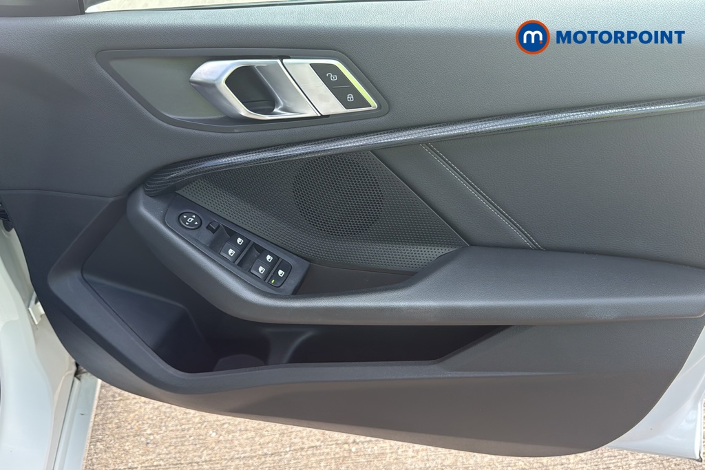 BMW 2 Series Sport Manual Petrol Saloon - Stock Number (1673732) - 18th supplementary image