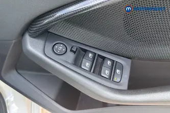 BMW 2 Series Sport Manual Petrol Saloon - Stock Number (1673732) - 19th supplementary image