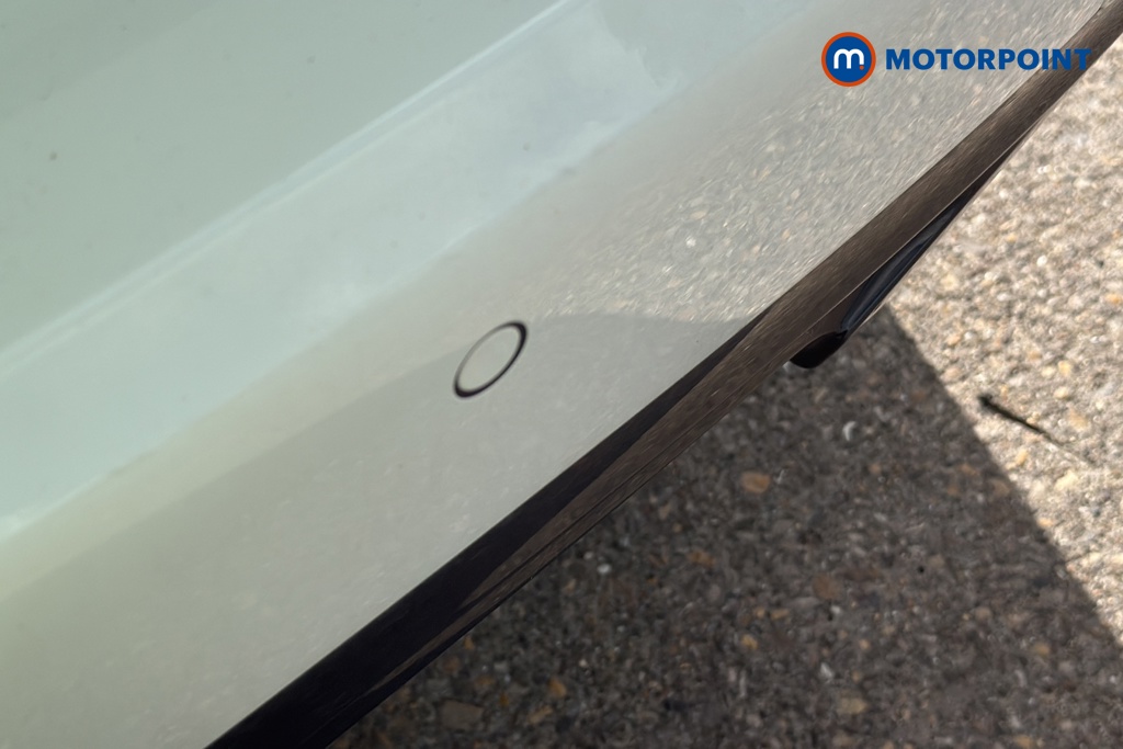 BMW 2 Series Sport Manual Petrol Saloon - Stock Number (1673732) - 39th supplementary image