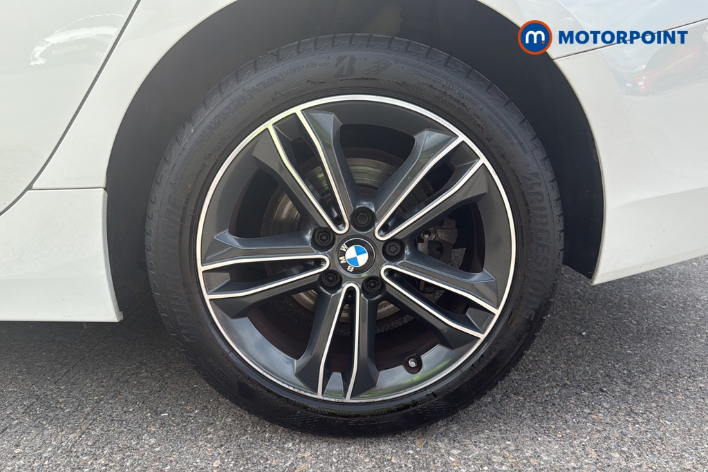BMW 2 Series Sport Manual Petrol Saloon - Stock Number (1673732) - 45th supplementary image