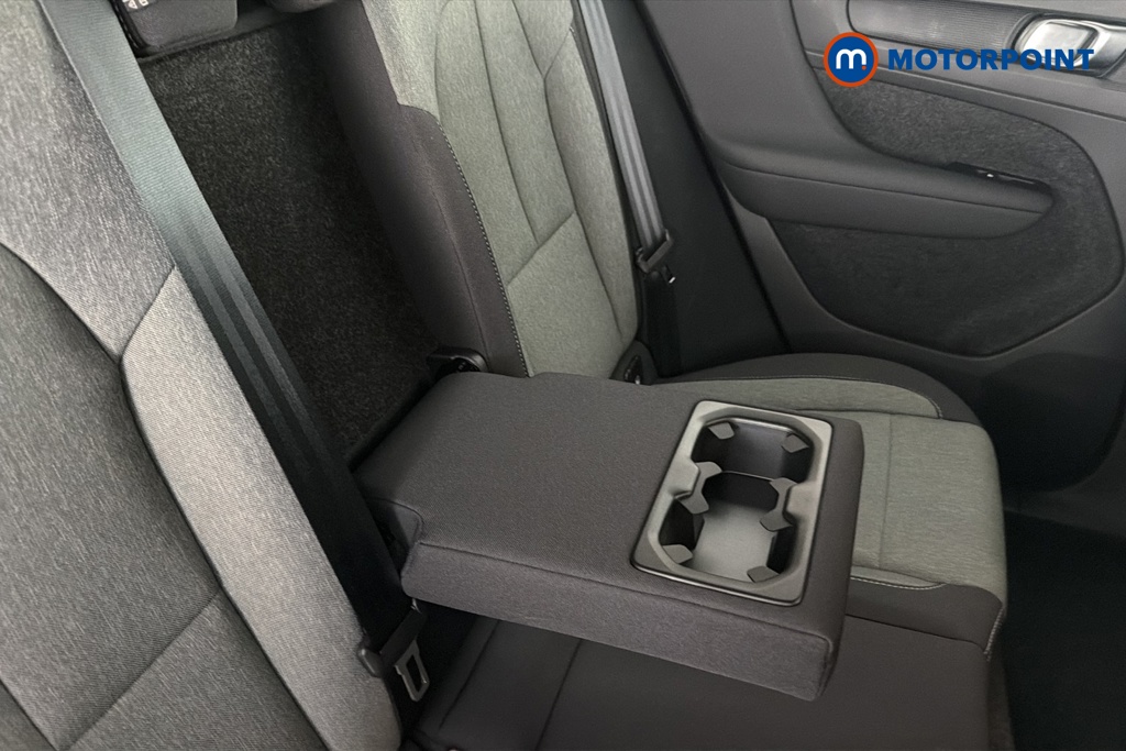 Volvo Xc40 Core Automatic Petrol SUV - Stock Number (1673777) - 26th supplementary image