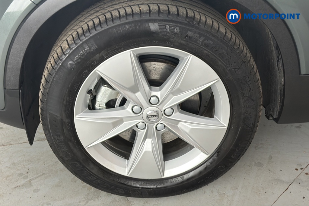 Volvo Xc40 Core Automatic Petrol SUV - Stock Number (1673777) - 44th supplementary image