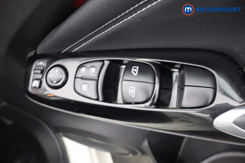 Nissan Juke Tekna Automatic Petrol SUV - Stock Number (1673865) - 10th supplementary image