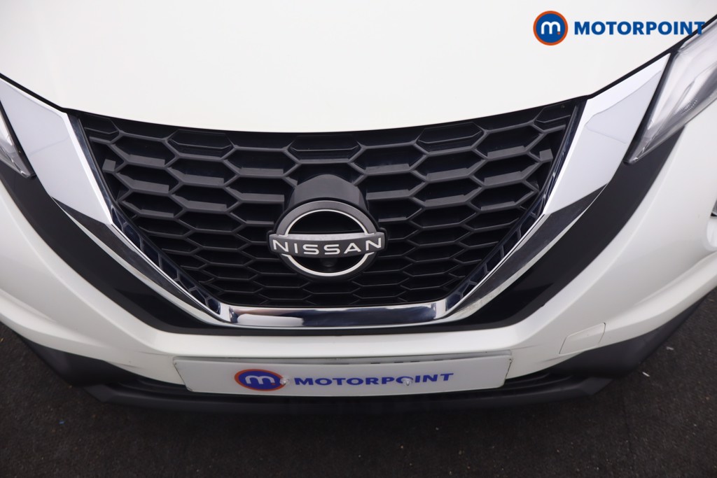 Nissan Juke Tekna Automatic Petrol SUV - Stock Number (1673865) - 23rd supplementary image