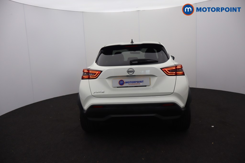 Nissan Juke Tekna Automatic Petrol SUV - Stock Number (1673865) - 1st supplementary image