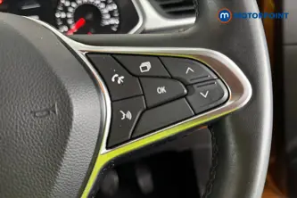 Renault Captur Iconic Manual Petrol SUV - Stock Number (1673926) - 3rd supplementary image