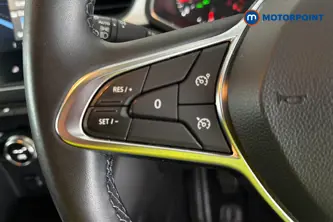 Renault Captur Iconic Manual Petrol SUV - Stock Number (1673926) - 4th supplementary image