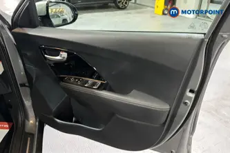 KIA Niro 3 Automatic Petrol-Electric Hybrid SUV - Stock Number (1674012) - 18th supplementary image