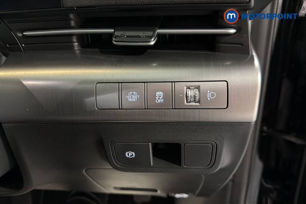 Hyundai Kona Advance Automatic Petrol-Electric Hybrid SUV - Stock Number (1674117) - 11th supplementary image