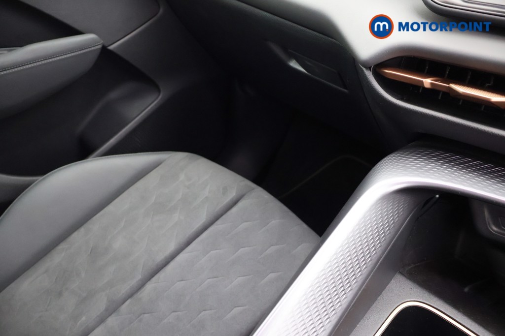 Cupra Terramar V2 Automatic Petrol Hatchback - Stock Number (1674130) - 17th supplementary image