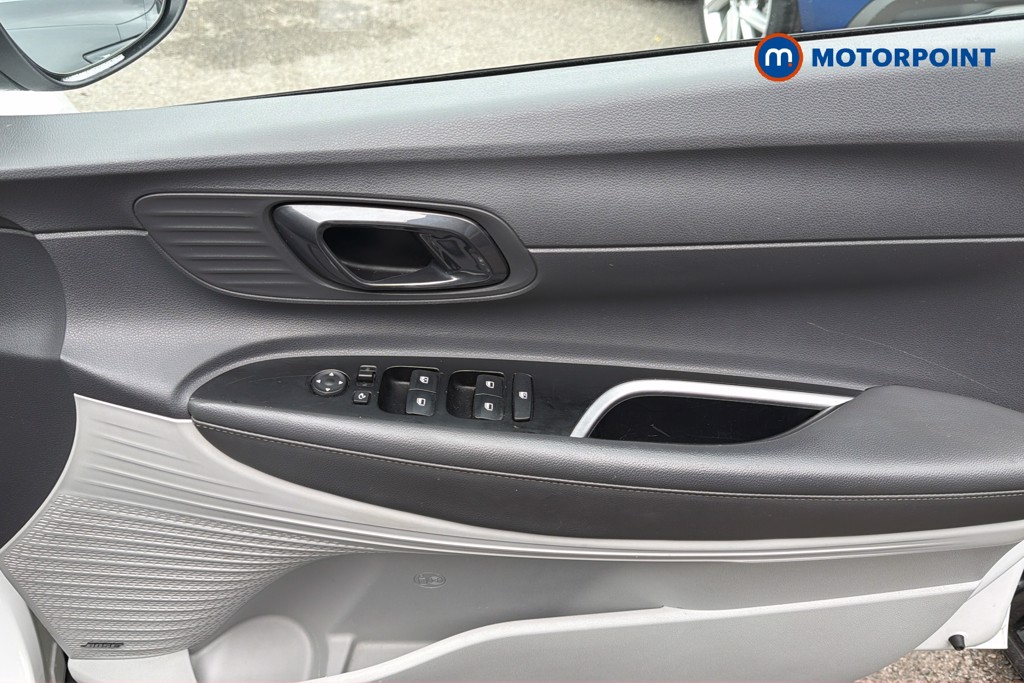 Hyundai Bayon Ultimate Automatic Petrol SUV - Stock Number (1674307) - 2nd supplementary image