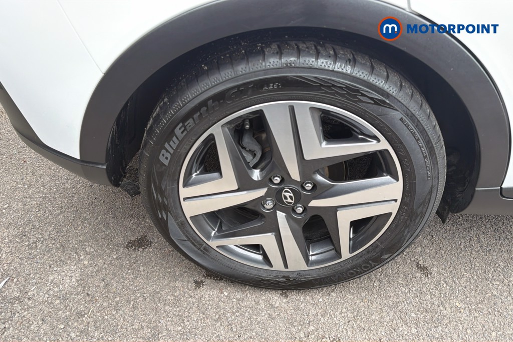 Hyundai Bayon Ultimate Automatic Petrol SUV - Stock Number (1674307) - 1st supplementary image