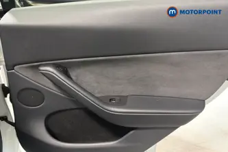 Tesla Model Y Long Range Automatic Electric SUV - Stock Number (1674364) - 10th supplementary image