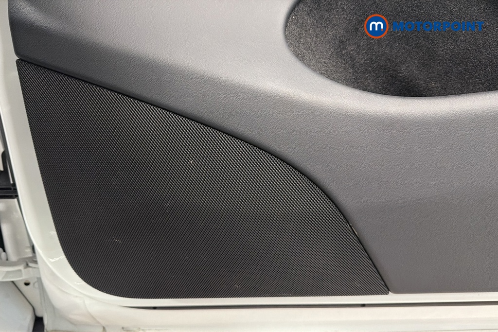 Tesla Model Y Long Range Automatic Electric SUV - Stock Number (1674364) - 21st supplementary image