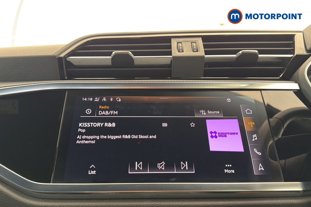 Audi Q3 S Line Automatic Petrol SUV - Stock Number (1674488) - 8th supplementary image