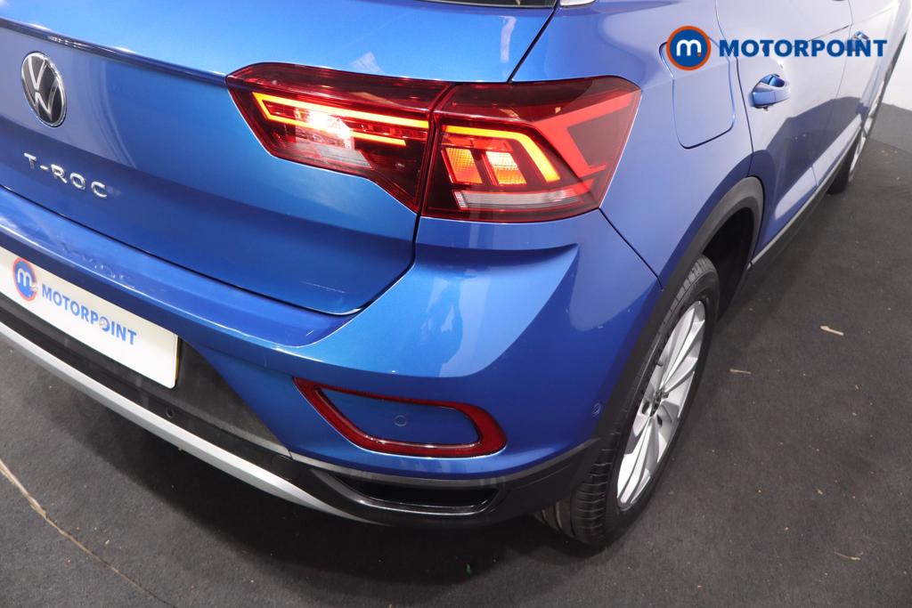 Volkswagen T-Roc Life Manual Petrol SUV - Stock Number (1674646) - 17th supplementary image