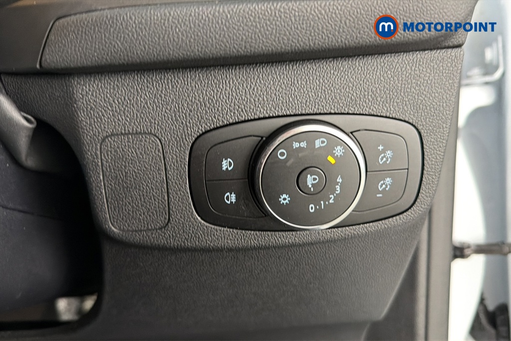 Ford Focus St-Line Automatic Petrol Estate - Stock Number (1674718) - 11th supplementary image