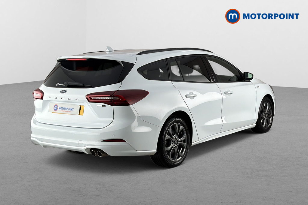 Ford Focus St-Line Automatic Petrol Estate - Stock Number (1674718) - Passenger side rear corner