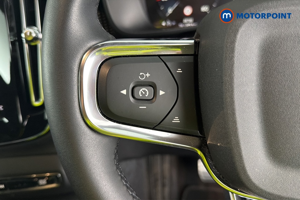 Volvo Xc40 R Design Automatic Petrol Plug-In Hybrid SUV - Stock Number (1674858) - 4th supplementary image
