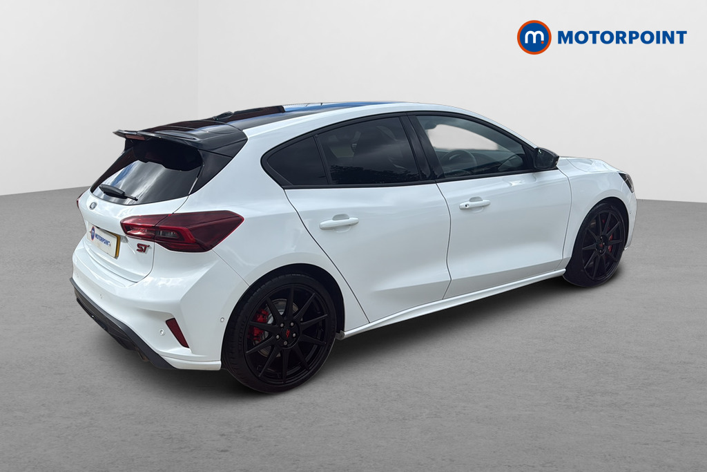 Ford Focus ST Manual Petrol Hatchback - Stock Number (1674910) - Passenger side rear corner