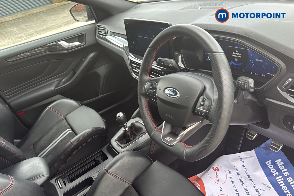 Ford Focus ST Manual Petrol Hatchback - Stock Number (1674910) - 1st supplementary image