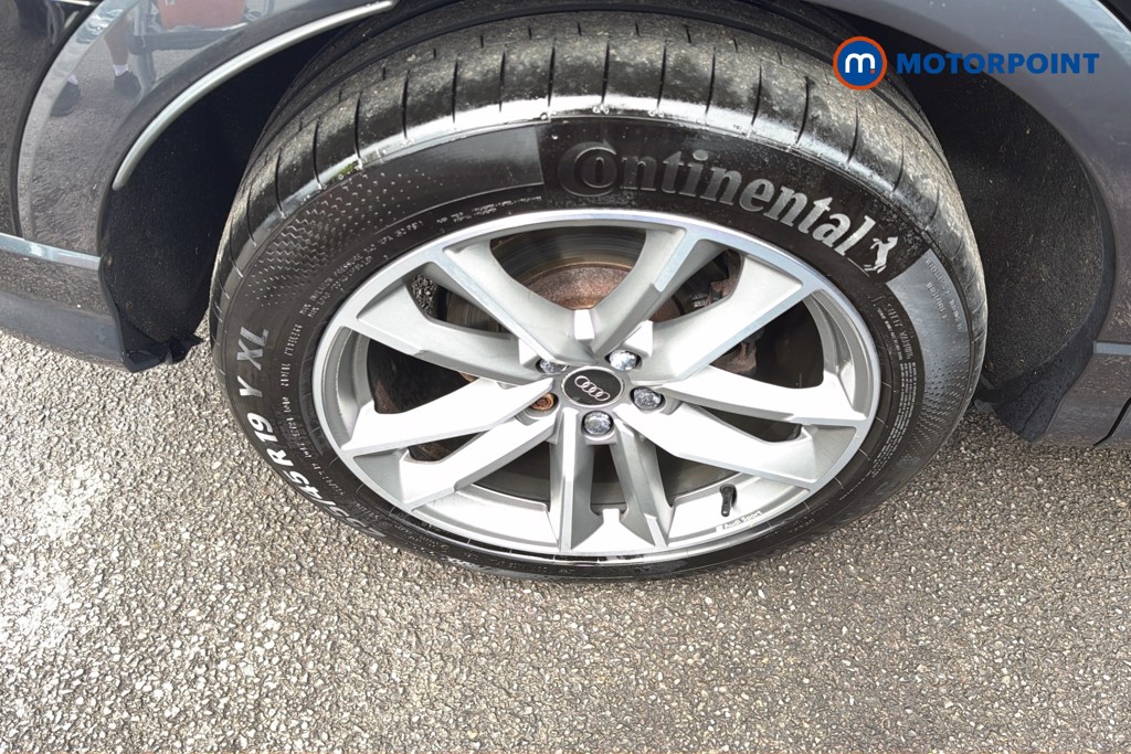 Audi Q3 Black Edition Automatic Petrol SUV - Stock Number (1674977) - 2nd supplementary image