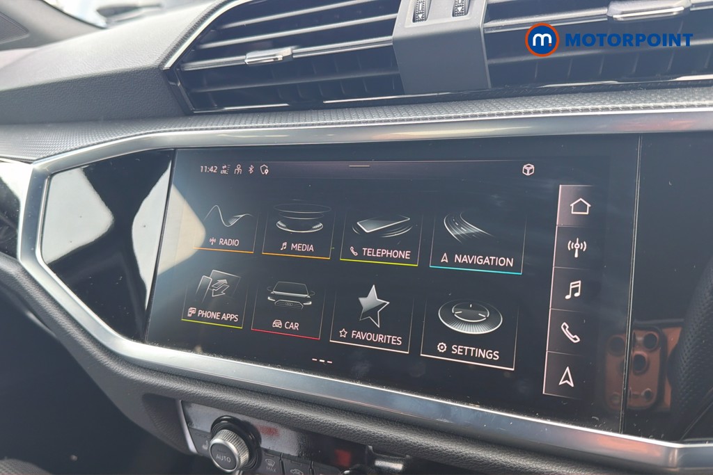 Audi Q3 Black Edition Automatic Petrol SUV - Stock Number (1674977) - 9th supplementary image