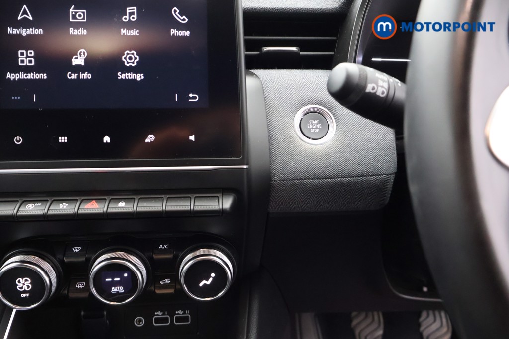 Renault Clio Techno Manual Petrol Hatchback - Stock Number (1674979) - 13th supplementary image
