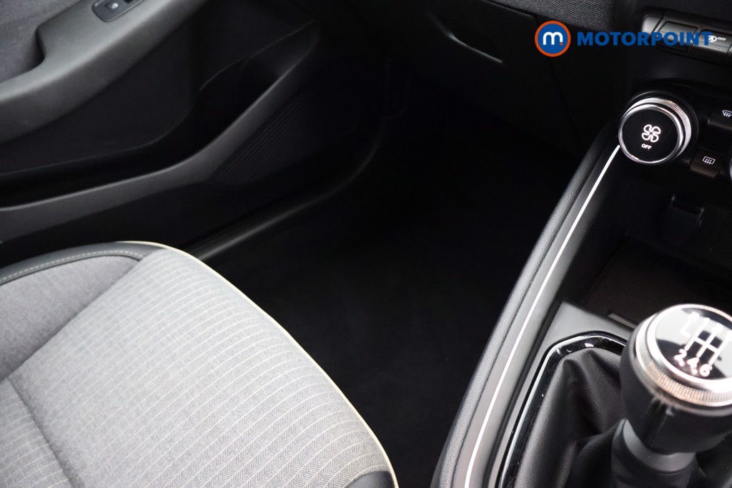 Renault Clio Techno Manual Petrol Hatchback - Stock Number (1674979) - 18th supplementary image