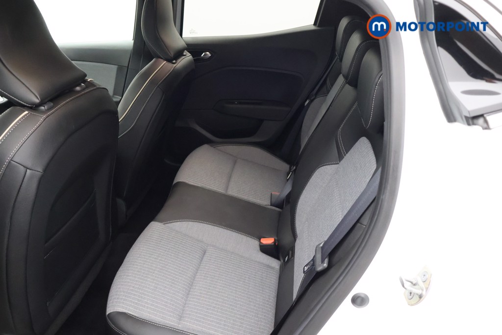 Renault Clio Techno Manual Petrol Hatchback - Stock Number (1674979) - 30th supplementary image