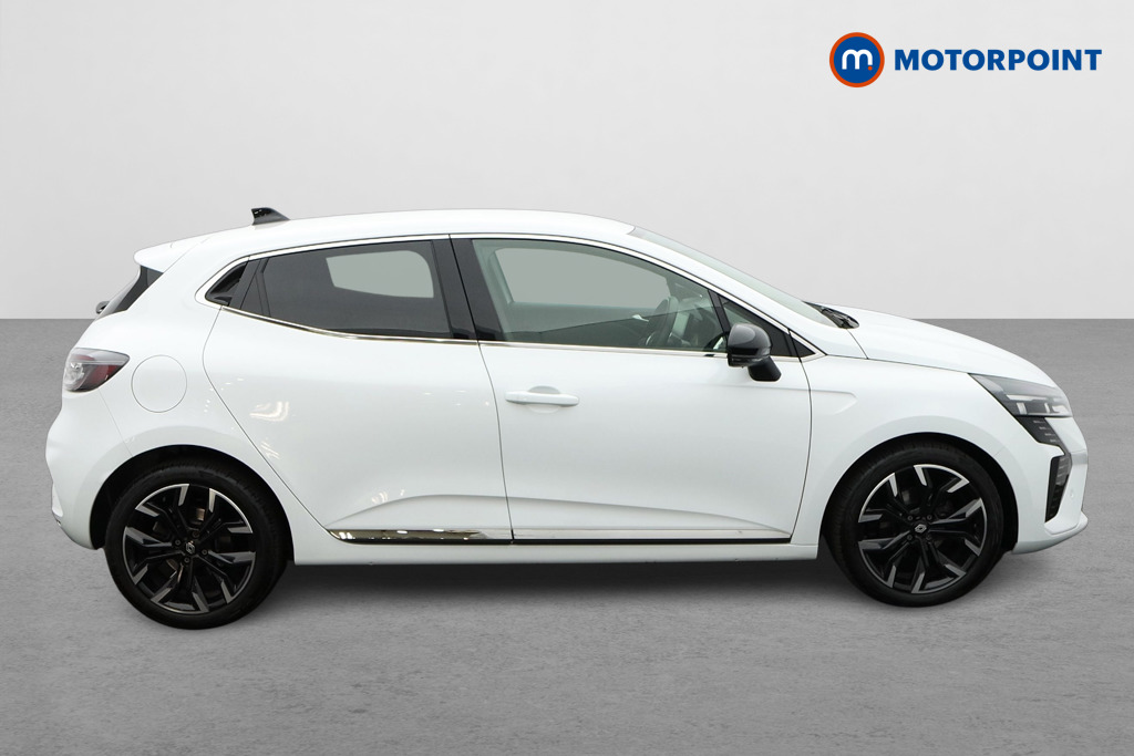 Renault Clio Techno Manual Petrol Hatchback - Stock Number (1674979) - Drivers side
