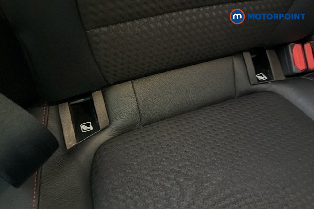 Ford Focus St-Line X Edition Manual Petrol Hatchback - Stock Number (1675137) - 27th supplementary image