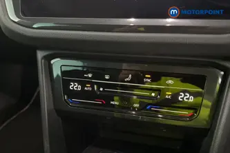 Volkswagen Tiguan Life Automatic Diesel SUV - Stock Number (1675409) - 12th supplementary image